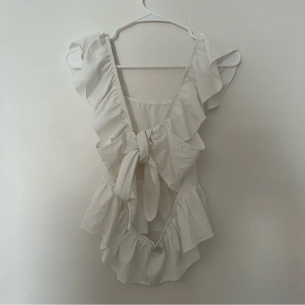 SHEIN White Puff Sleeve Peplum Blouse - Picture 3 of 3